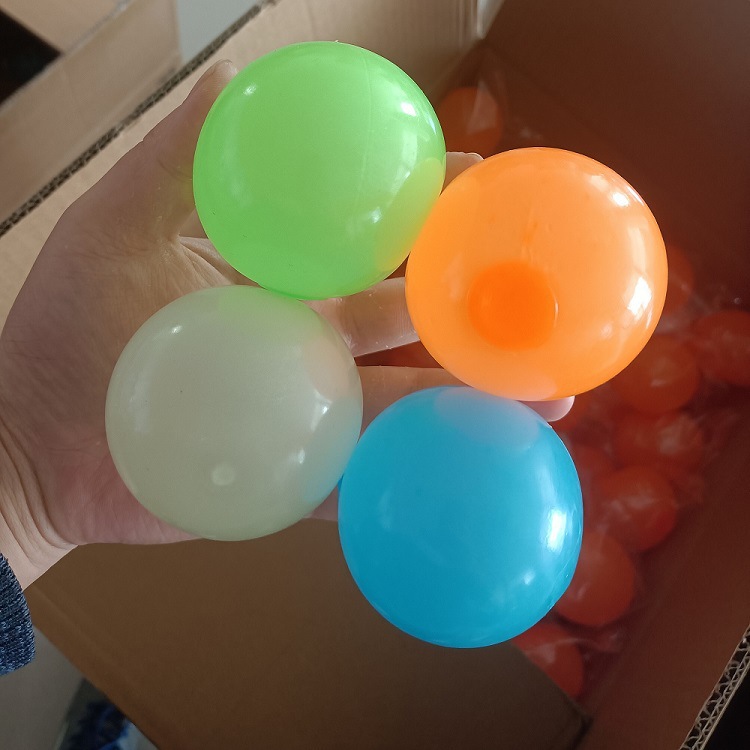Tiktok Luminous Sticky Ball Sticky Wall Ball Decompression Vent Ball TPR Ceiling Ball Children Darts Sticky Ball