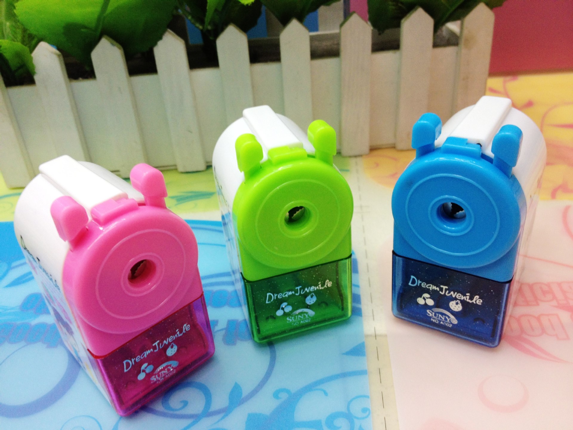 Manufacturer of fine hand pencil sharpener cartoon durable pencil sharpener