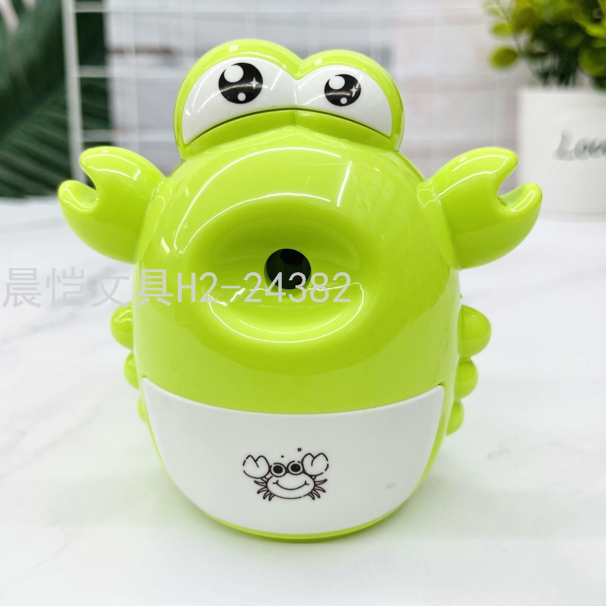 Elementary School Student Penknife Hand-Cranking Automatic Lead Cartoon Pencil Shapper Male and Female Child Robot Pencil Driver Pencil Sharpener Elementary School Student Penknife Hand-Cranking Automatic Lead Cartoon Pencil Shapper Male and Female Child Robot Pencil Driver Pencil Sharpener