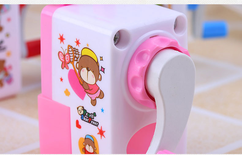Zhengrong hand cuteness sharpener automatic pen sharpener into the children's cartoon reeler manufacturers wholesale Zhengrong hand cuteness sharpener automatic pen sharpener into the children's cartoon reeler manufacturers wholesale