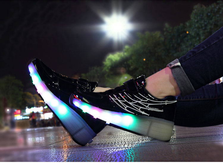 Amazon AliExpress Supply Luminous Heelys Single Wheel Skate Shoes Double Wheel Skates Wings Light Shoes K02