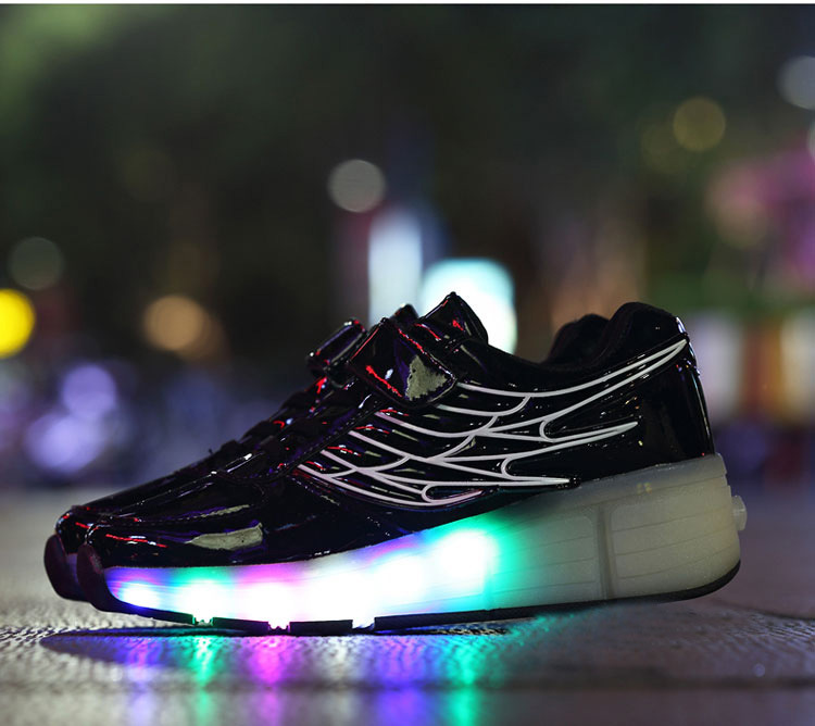 Amazon AliExpress Supply Luminous Heelys Single Wheel Skate Shoes Double Wheel Skates Wings Light Shoes K02