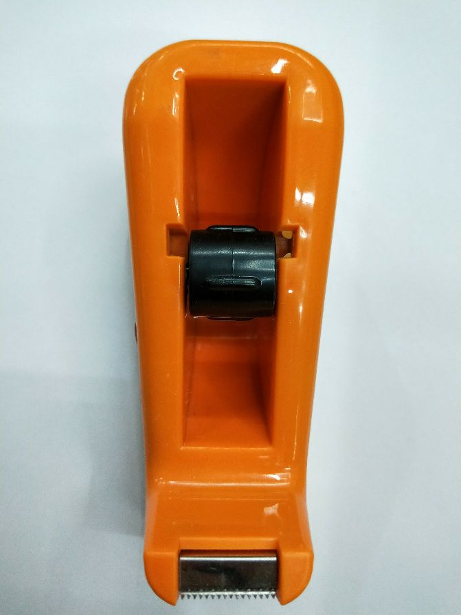 This tape cutter, tape stand, rubber stand.