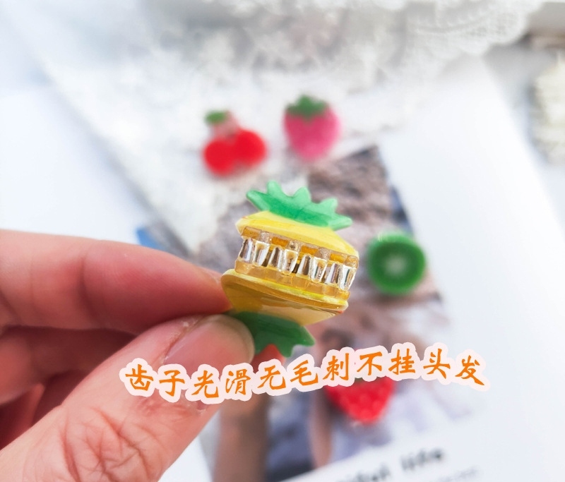 Korean Ins Same Style with Glitter Acrylic Fruit Color Small Claw Clip Children Cropped Hair Clip Student Bang Clip