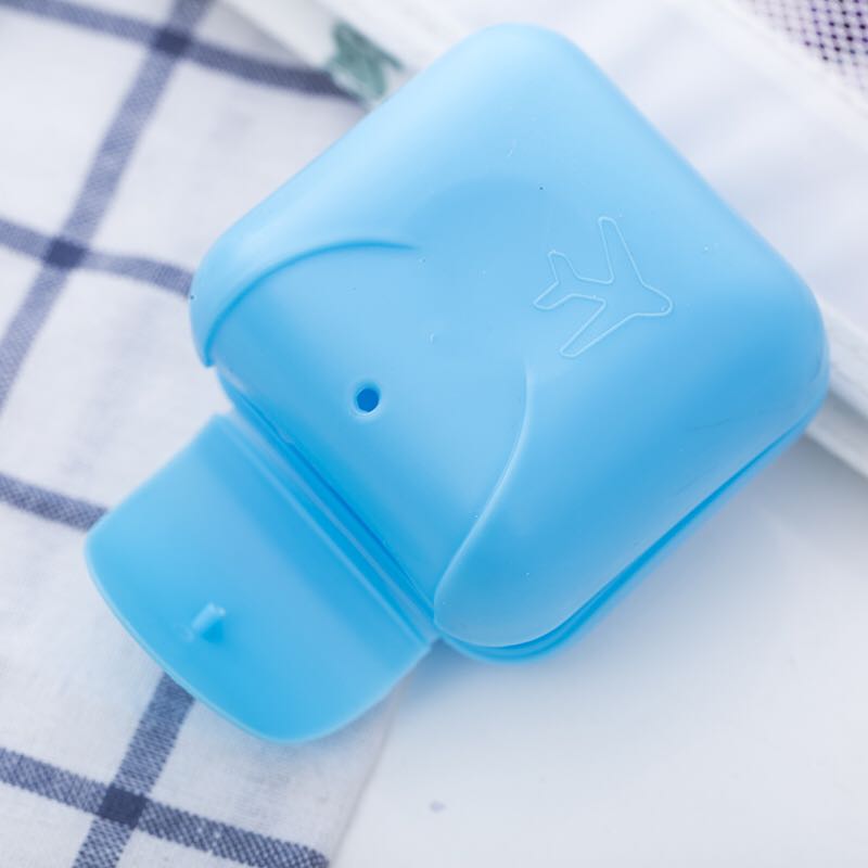 Small size of portable travel soap box with lock Small size of portable travel soap box with lock