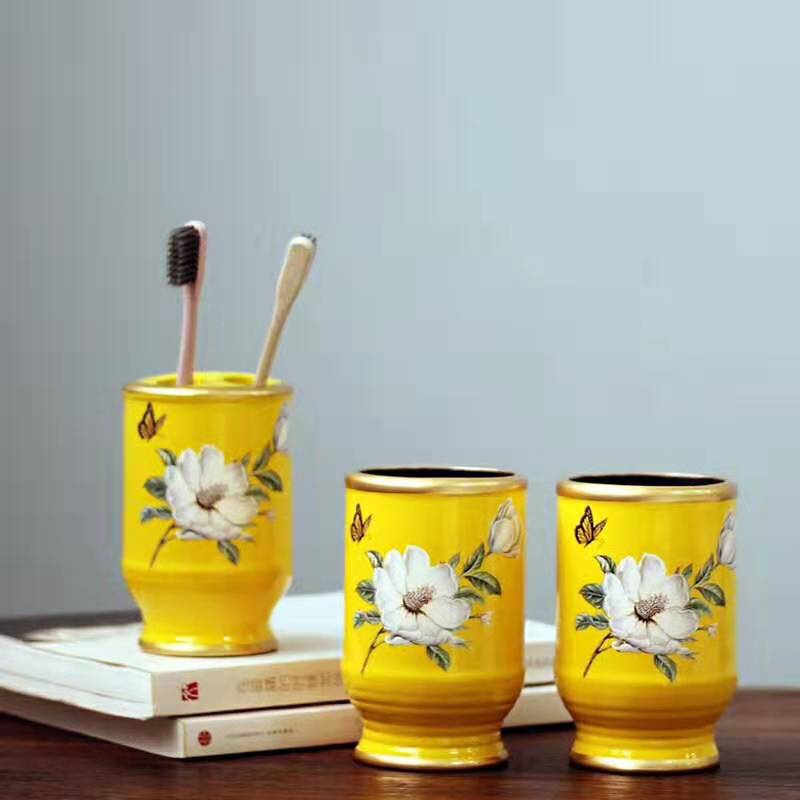 Hand-painted ceramic wash set mouthwash cup toothbrush fork soap box gift Hand-painted ceramic wash set mouthwash cup toothbrush fork soap box gift