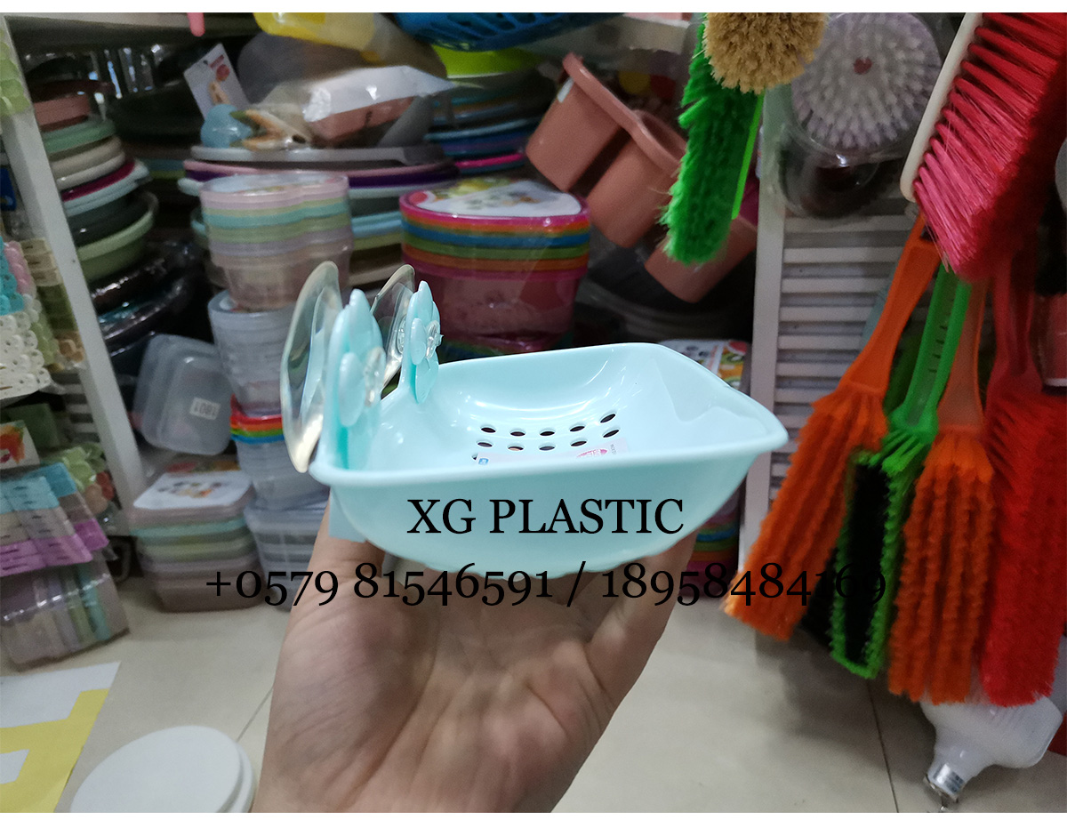 large soap box plastic soap dish with suction bathroom fashion style wall drain soap holder cheap price soap box hot large soap box plastic soap dish with suction bathroom fashion style wall drain soap holder cheap price soap box hot