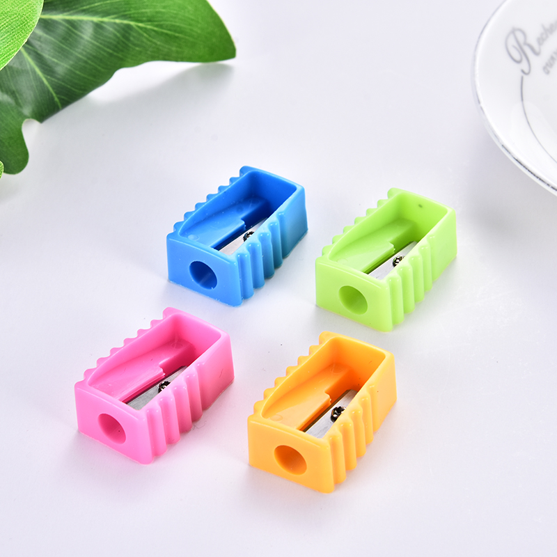 Student pencil sharpener Creative simple cartoon series pencil sharpener children manual  stationery 
