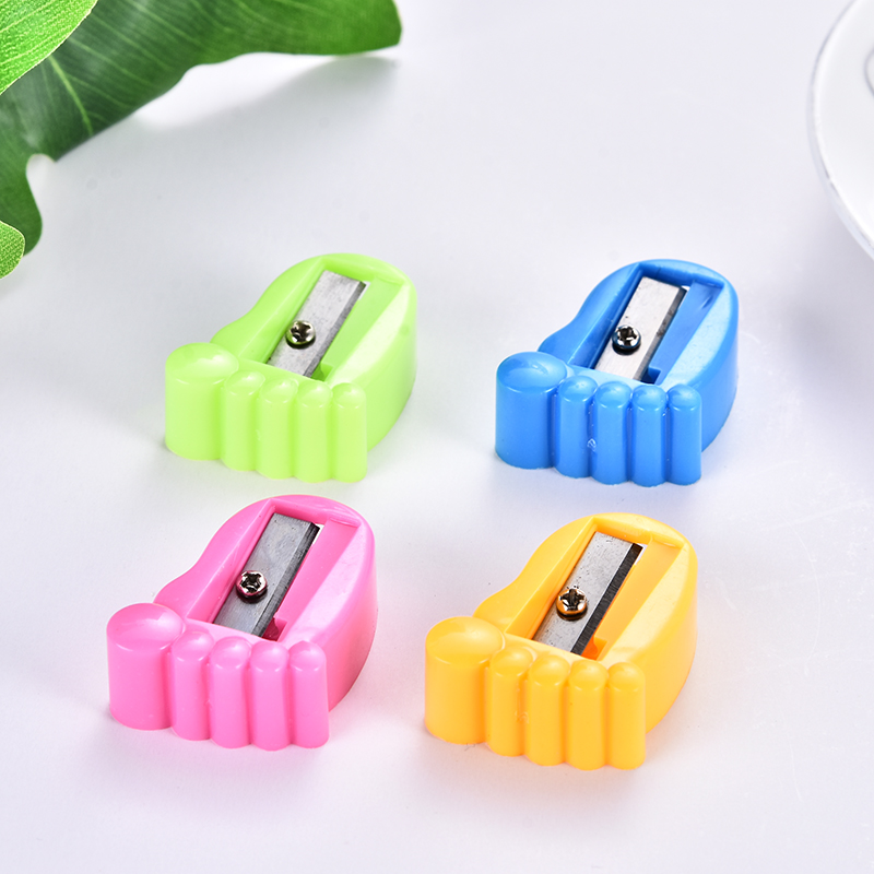 Student pencil sharpener Creative simple cartoon series pencil sharpener children manual stationery Student pencil sharpener Creative simple cartoon series pencil sharpener children manual stationery