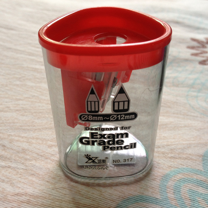 Triangle shaped pencil sharpener plastic small hole transparent pencil sharpener shaver school stationery