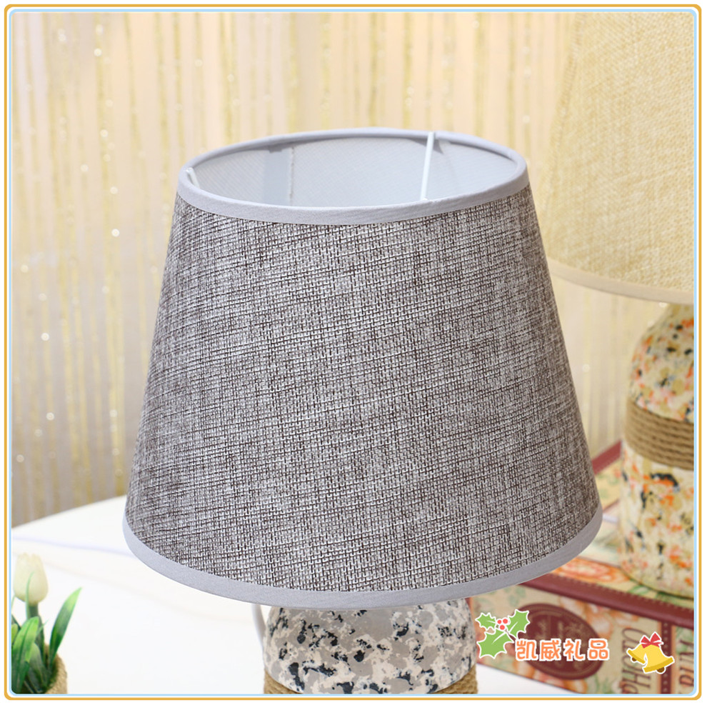 European-Style Fabric Table Lamp Bedroom Bedside Lamp Simple Modern Cozy and Romantic Bedside Table European-Style Fabric Table Lamp Bedroom Bedside Lamp Simple Modern Cozy and Romantic Bedside Table