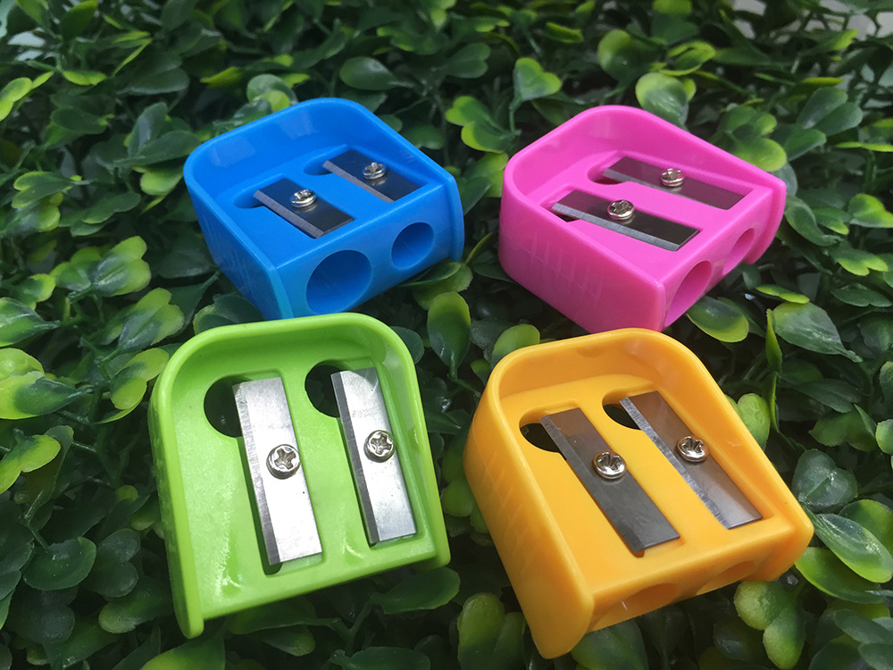 Geometry big hole double hole pencil sharpener pen sharpener wholesale manufacturers direct marketing