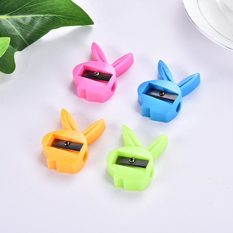  Student pencil sharpener Creative simple cartoon series pencil sharpener children manual  stationery