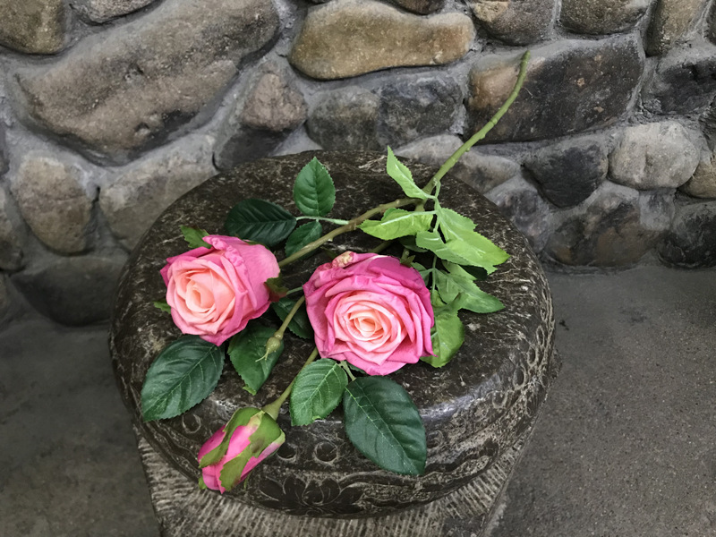 Moist Feeling Rose Living Room Table Decoration Long Branch Fake Flower Wedding Photography Flower Wall Layout Matching Moist Feeling Rose Living Room Table Decoration Long Branch Fake Flower Wedding Photography Flower Wall Layout Matching