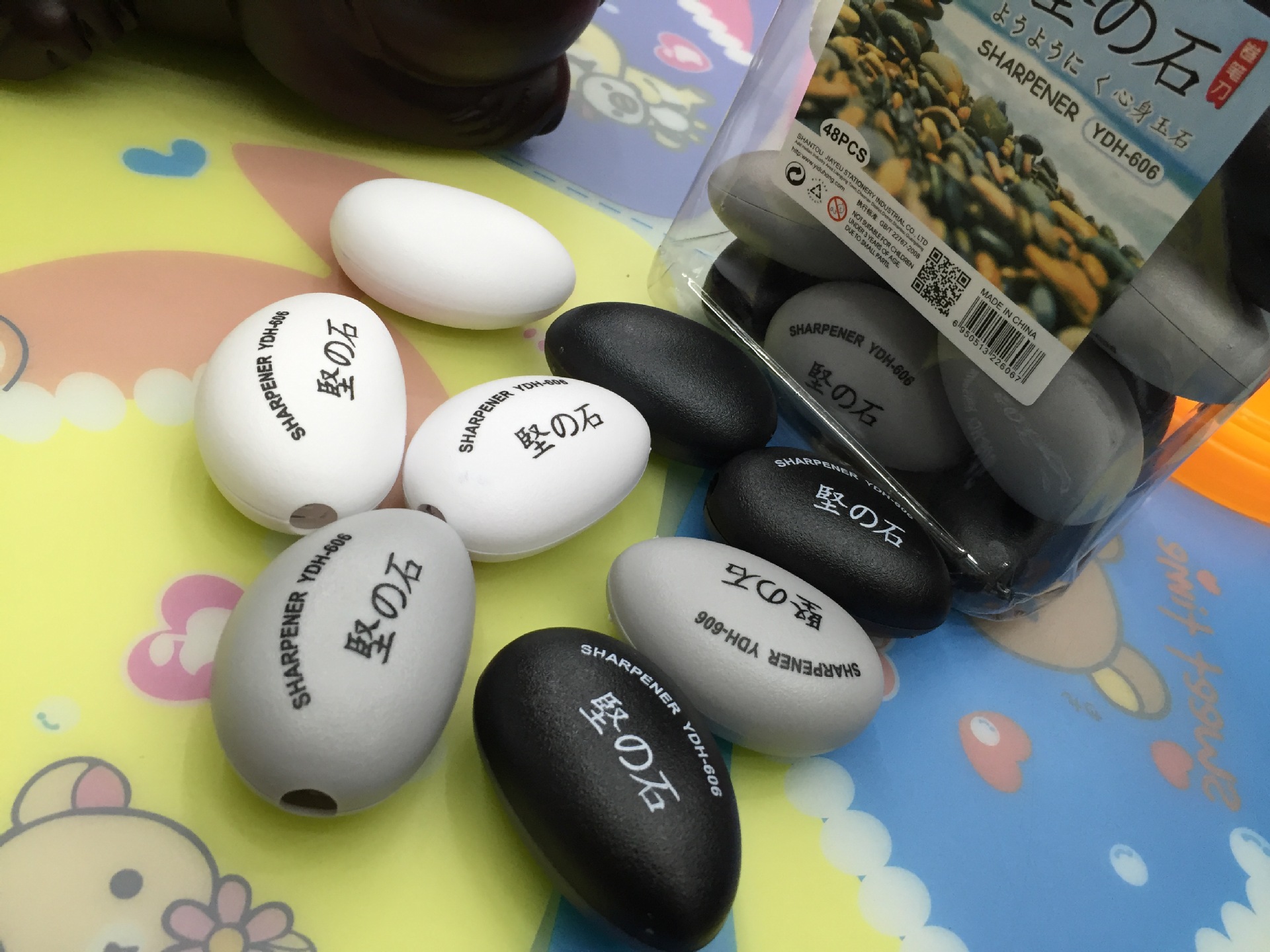 Creative stone style single-hole pencil sharpener kids fashion cartoon pencil sharpener