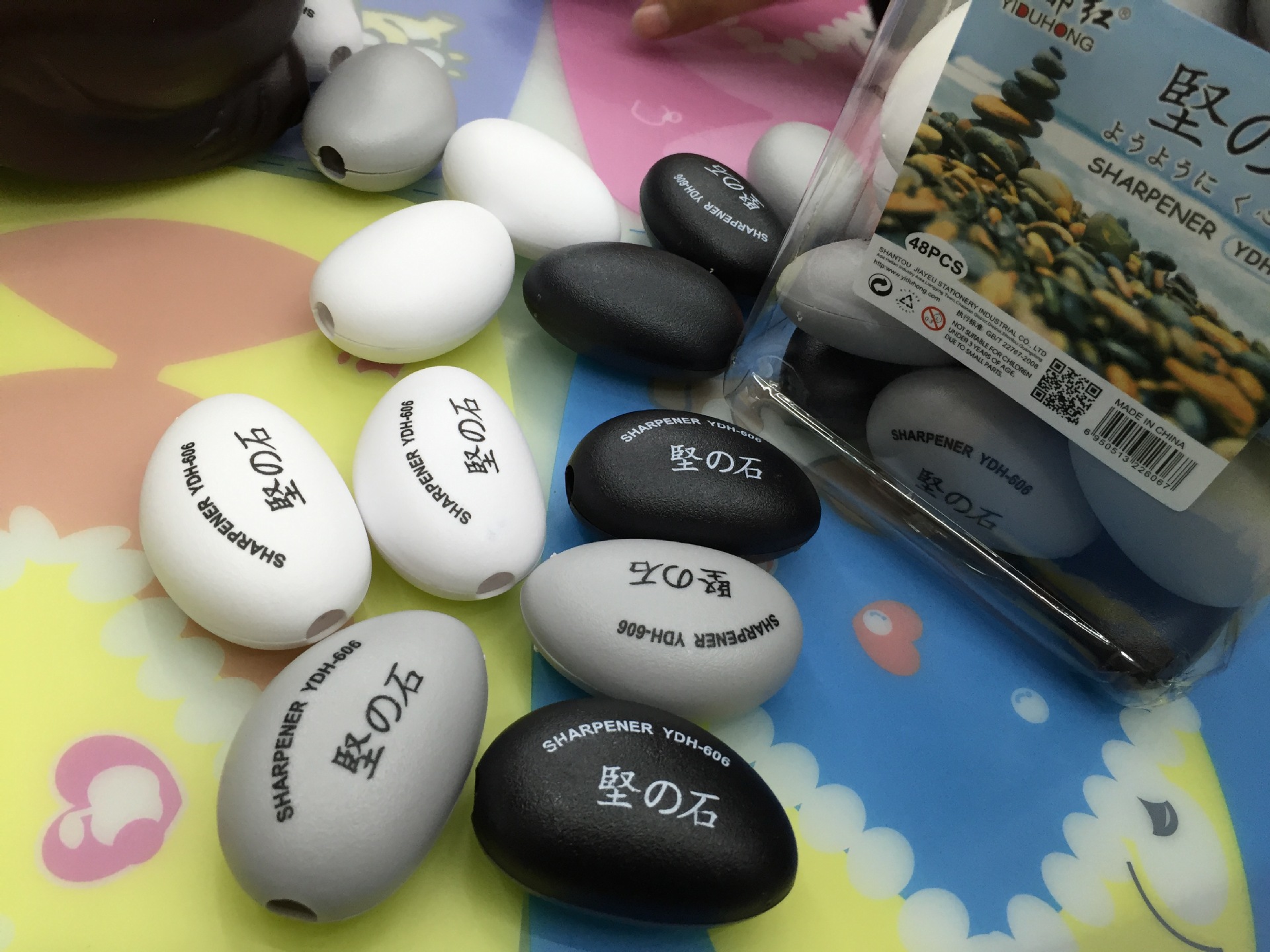 Creative stone style single-hole pencil sharpener kids fashion cartoon pencil sharpener Creative stone style single-hole pencil sharpener kids fashion cartoon pencil sharpener