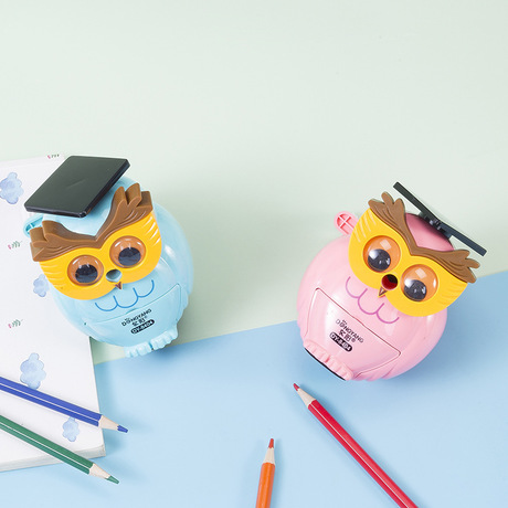 Dongyang Stationery 8404 Cartoon Eye-catching Owl Shape Automatic advance and a Plastic pencil Sharpener hand Sharpener