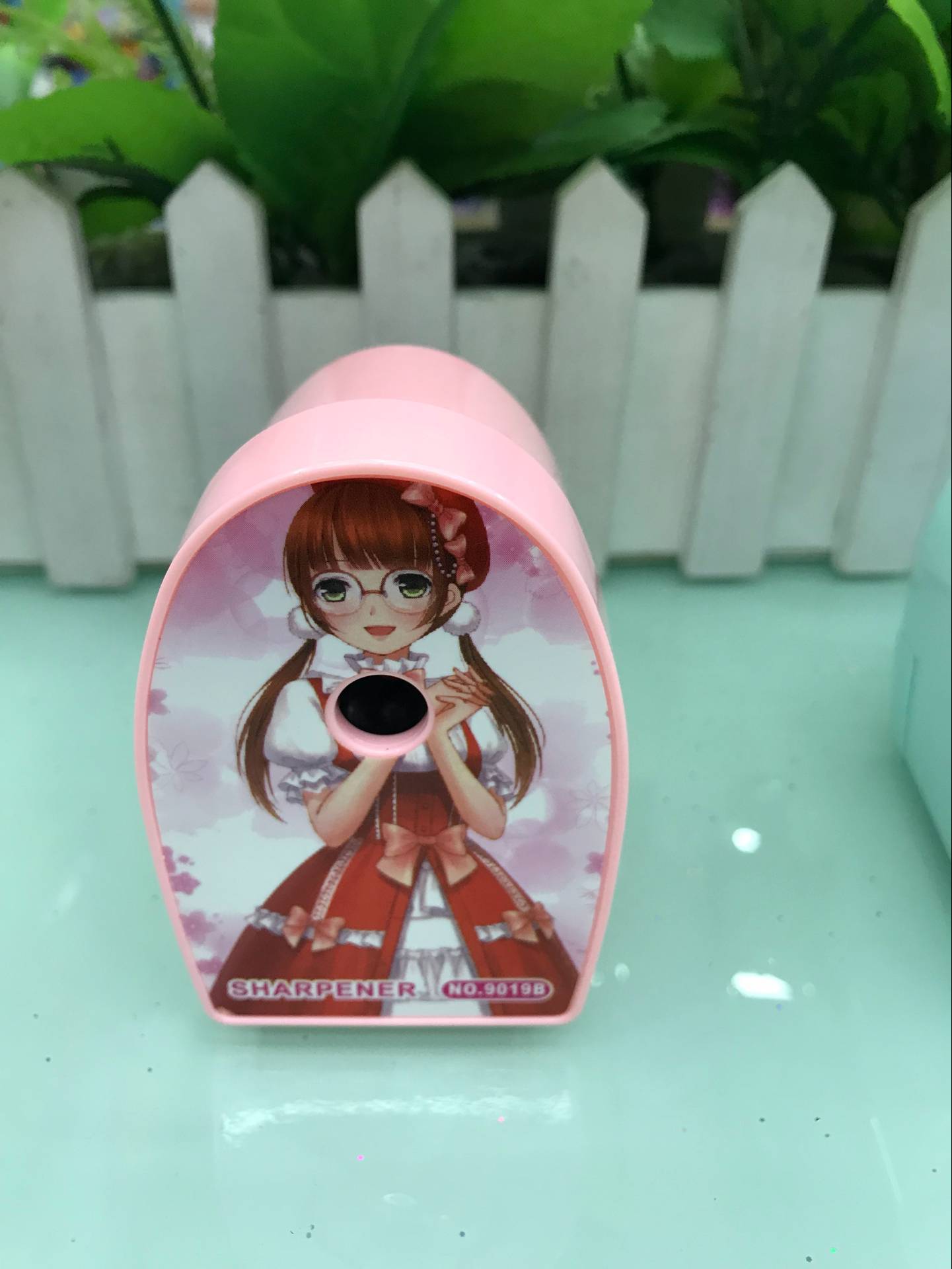 Manufacturer direct animation king glory automatic back and forth pencil sharpener students hand sharpener