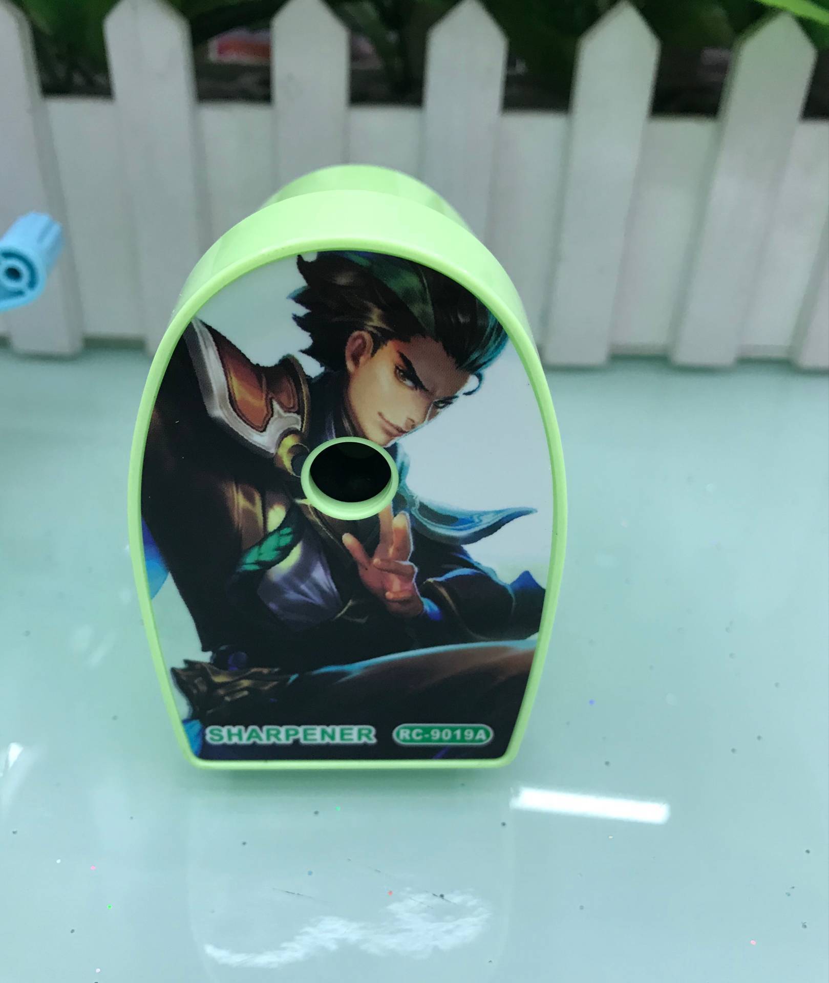 Manufacturer direct animation king glory automatic back and forth pencil sharpener students hand sharpener Manufacturer direct animation king glory automatic back and forth pencil sharpener students hand sharpener