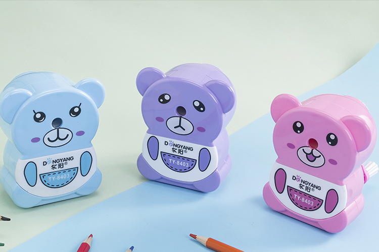 Dongyang Stationery dy-8403 Creative Cartoon Three bears Automatic advance and the Retreat pencil Sharpener Factory Direct sale Dongyang Stationery dy-8403 Creative Cartoon Three bears Automatic advance and the Retreat pencil Sharpener Factory Direct sale