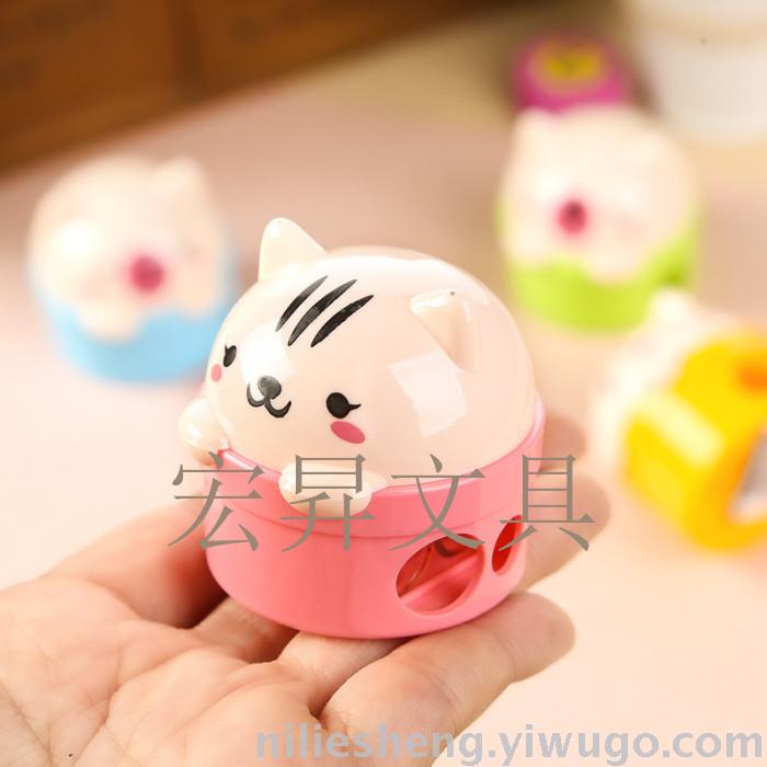 Cartoon double-hole pencil sharpener high-quality blades mixed color students pencil sharpener plastic pencil reel children pencil sharpener pen plane Cartoon double-hole pencil sharpener high-quality blades mixed color students pencil sharpener plastic pencil reel children pencil sharpener pen plane