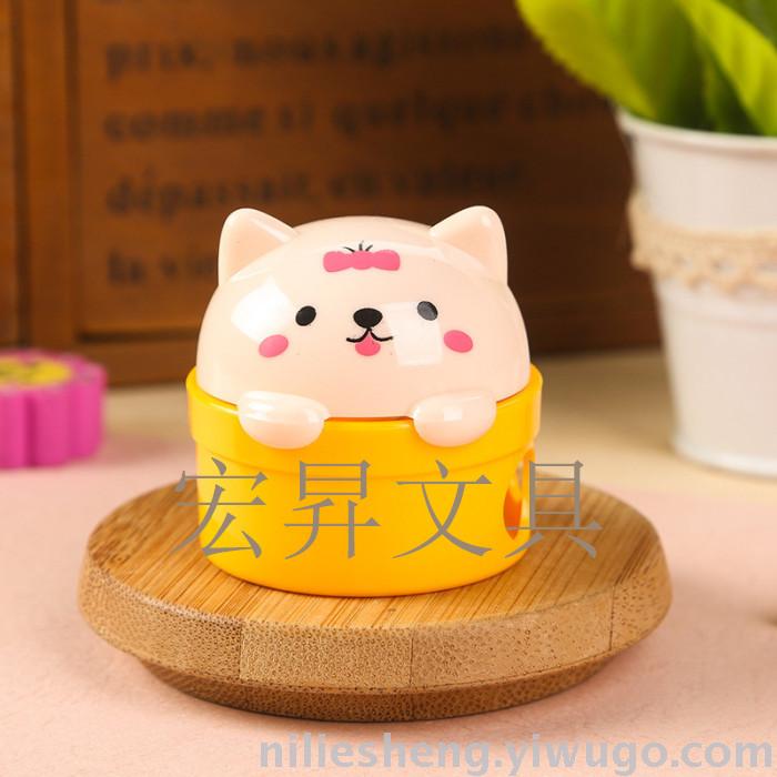 Cartoon double-hole pencil sharpener high-quality blades mixed color students pencil sharpener plastic pencil reel children pencil sharpener pen plane Cartoon double-hole pencil sharpener high-quality blades mixed color students pencil sharpener plastic pencil reel children pencil sharpener pen plane