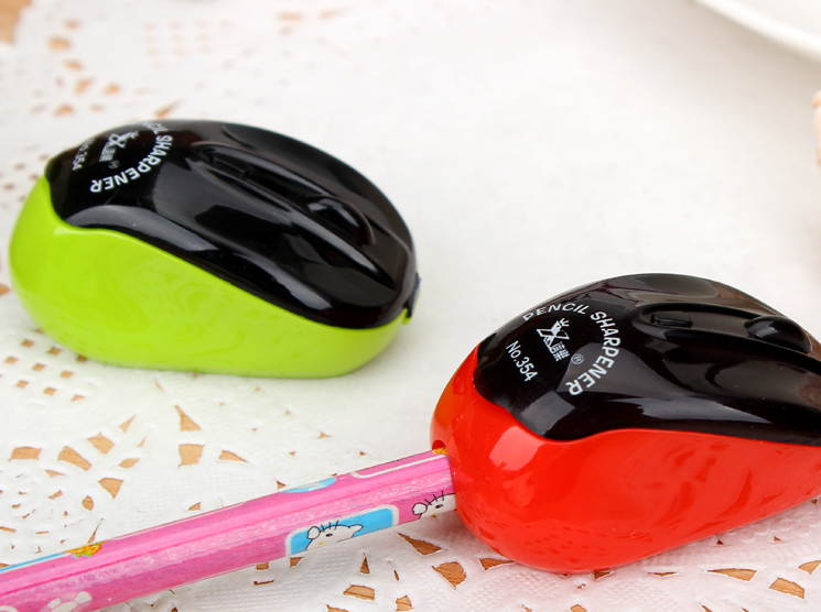 Korean creative student stationery kindergarten gift mouse modeling pencil sharpener wholesale Korean creative student stationery kindergarten gift mouse modeling pencil sharpener wholesale