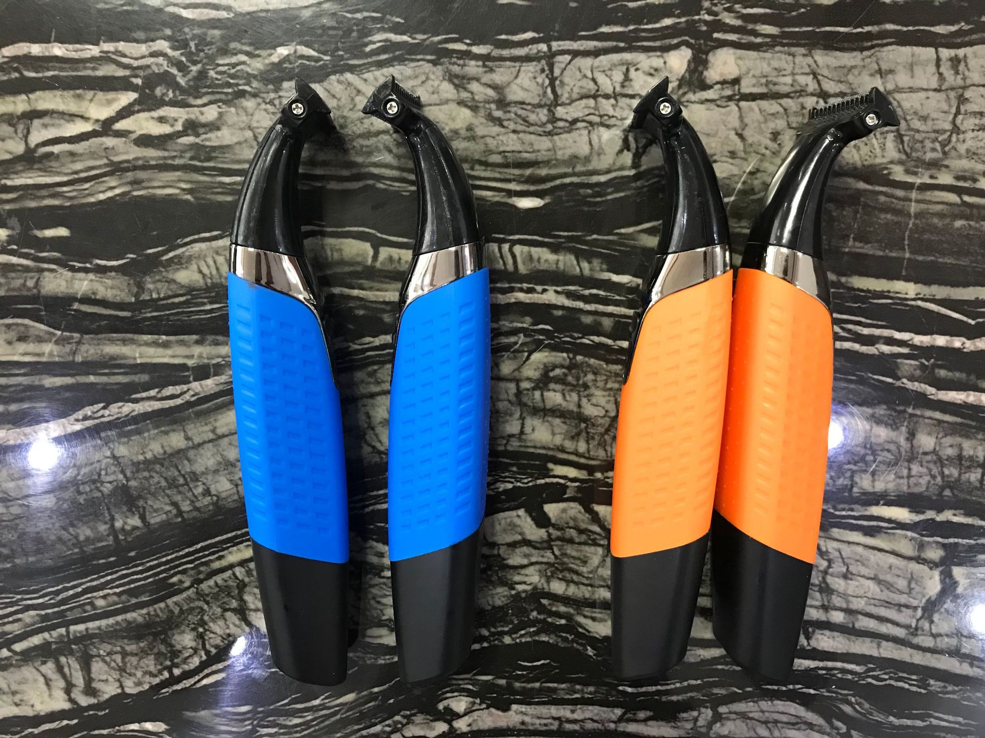 Electric men and women hair shaver hair remover shaver shaver shaver shaver water all over the body to remove hair Electric men and women hair shaver hair remover shaver shaver shaver shaver water all over the body to remove hair