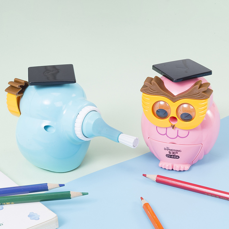 Creative owl shaped hand pencil sharpener cartoon pencil sharpener