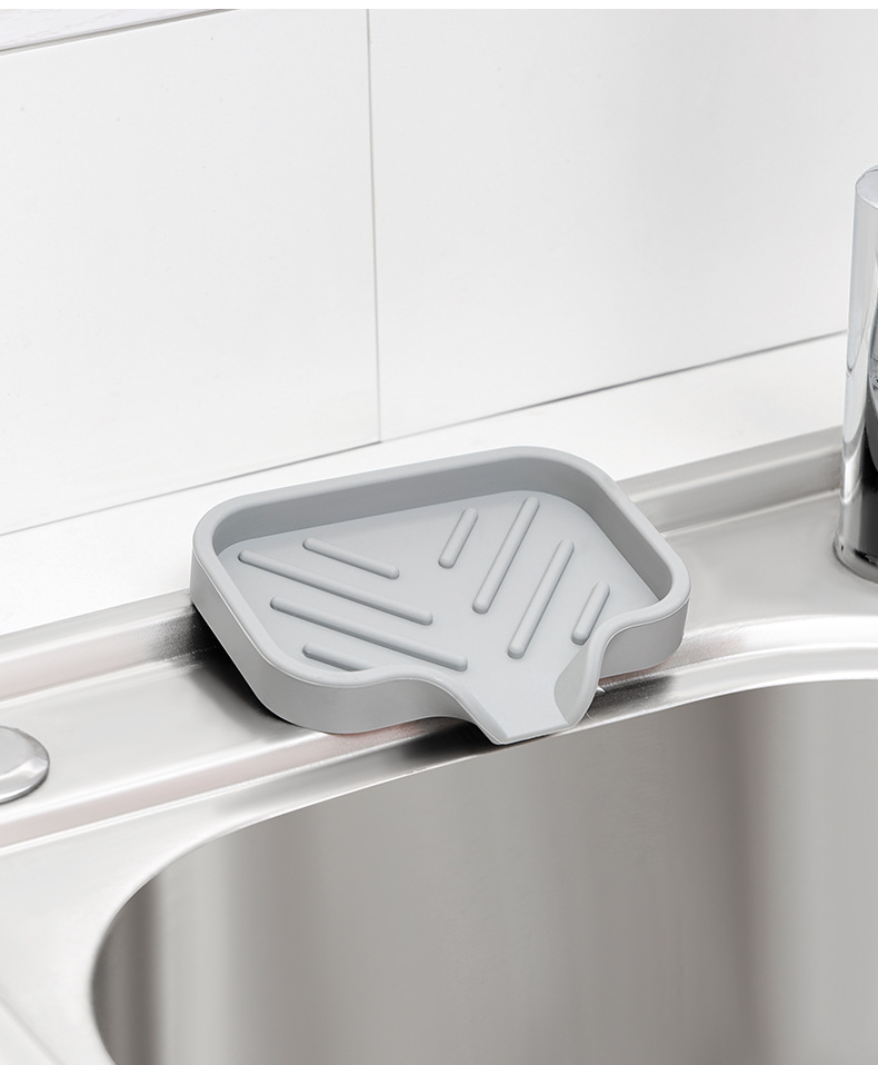 Simple Silicone Soap Box Water Draining Pad Tray Bathroom Soap Box Punch-Free Drainage Soap Holder Silica Gel Soap Box