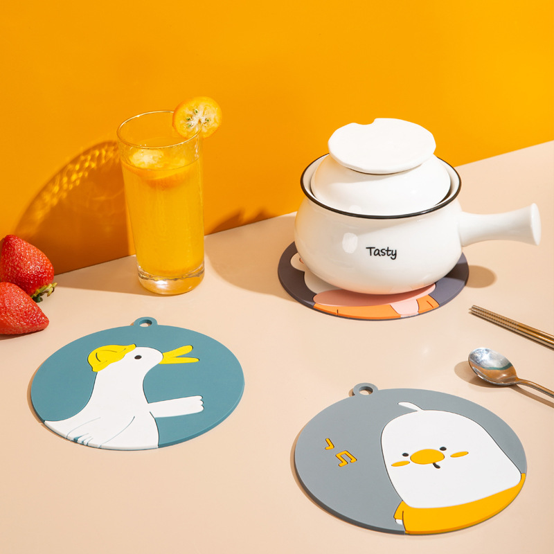 Cartoon Anti-Scald Thermal Pad Household Silicone Coasters Heat Resistant High Temperature Resistant Dining Table Vegetable Mat Plate Potholder Plate Cup Mat