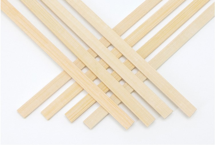 Factory Supply High Quality 9.0mm Flat Bamboo Stick Barbecue Skewers Bamboo Stick Natural Barbecue Long Flat Stick Customizable Length