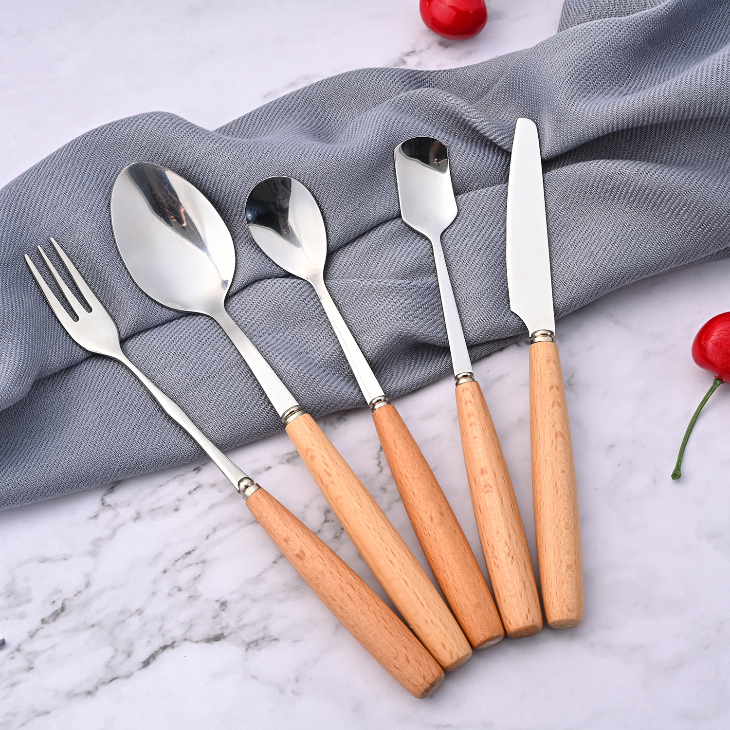 Japanese Style Stainless Steel Tableware with Wooden Handle Beech Handle Knife Fork Spoon Gift Tableware Spoon Fruit Fork Table Knife