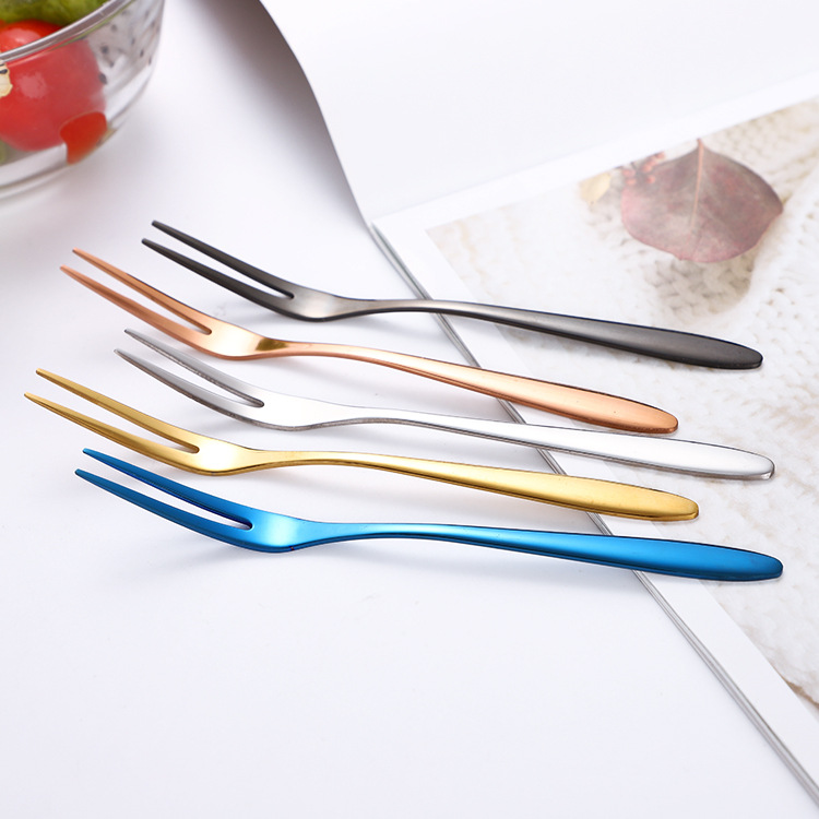 304 Stainless Steel Fruit Fork Western Dessert Stick Salad Fork Creative Two Teeth Cake Fork Hotel Supplies Tableware 304 Stainless Steel Fruit Fork Western Dessert Stick Salad Fork Creative Two Teeth Cake Fork Hotel Supplies Tableware