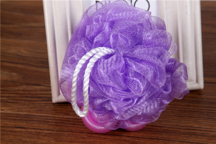 Hanging plum flower gradient bath ball Hanging plum flower gradient bath ball
