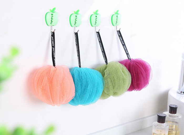 Qingzhi brand new pumpkin ball and ribbon cable professional custom bath ball bath ball.