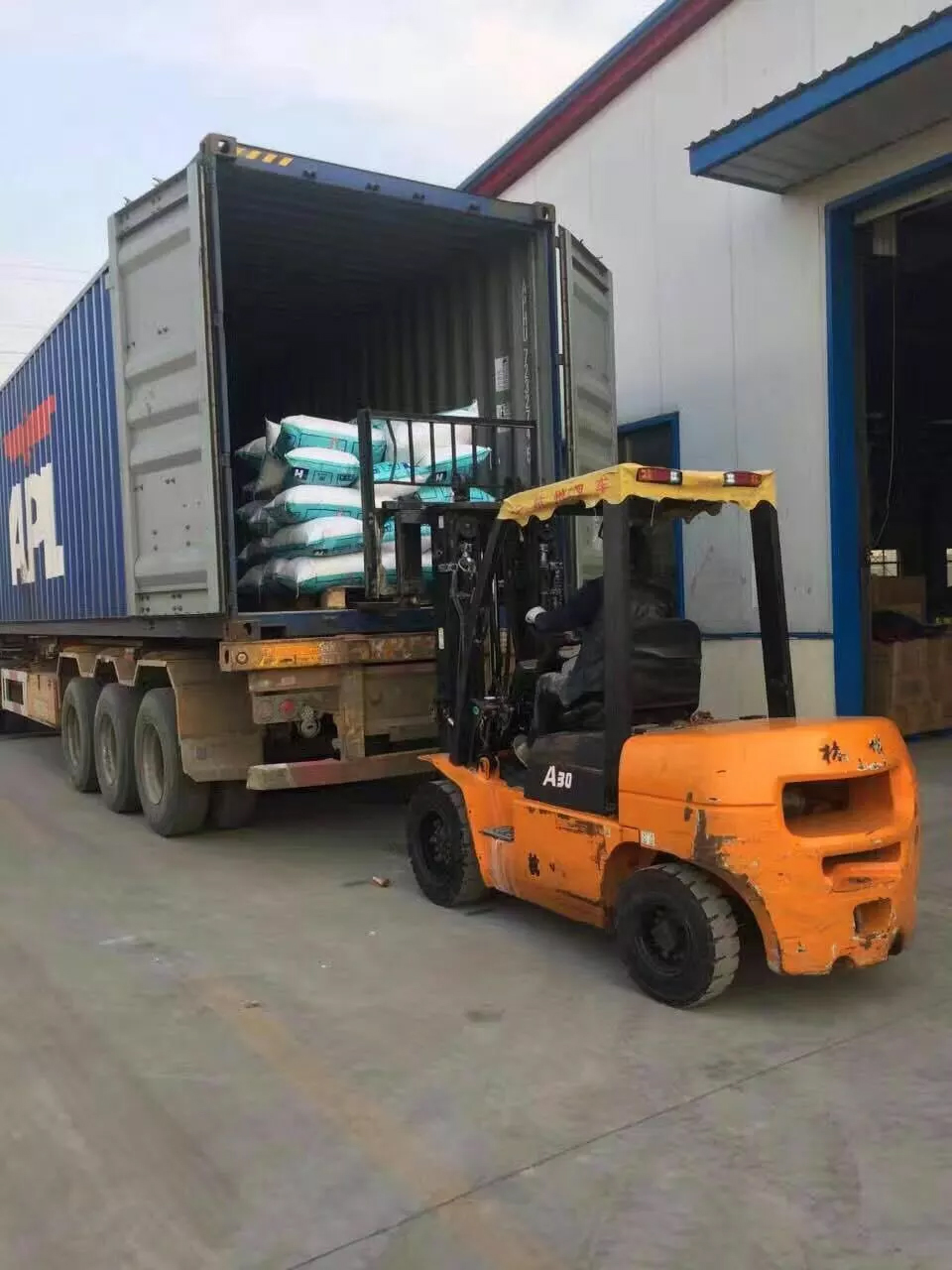 Highly effective decontamination and strong fragrance washing powder Highly effective decontamination and strong fragrance washing powder