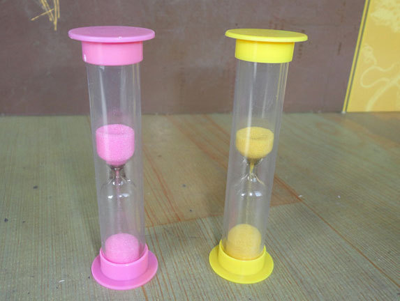 Factory Wholesale 30 miao 1 fen zhong Sand Clock Timer Foreign Trade Color 60 miao Small Plastic Hourglass Plant Craft Gift Factory Wholesale 30 miao 1 fen zhong Sand Clock Timer Foreign Trade Color 60 miao Small Plastic Hourglass Plant Craft Gift