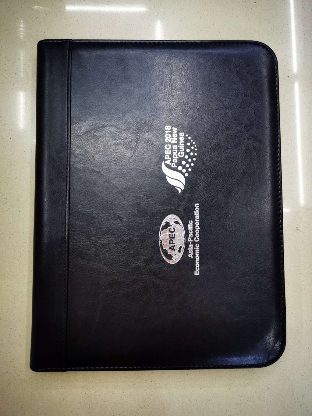 Pu Business Office A4 Male Package Folder Zipper Bag Hotel Service Guide Fare Menu Holder Pu Business Office A4 Male Package Folder Zipper Bag Hotel Service Guide Fare Menu Holder