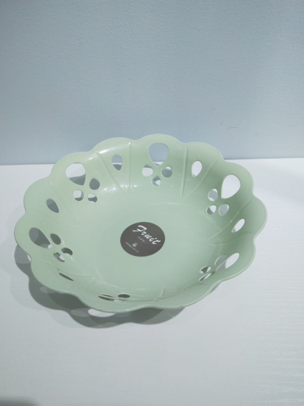 F02-913 Fashion Simple Household Fruit Dish Coffee Table Top Dried Fruit Snack Storage Tray Hollow Water Fruit Dish F02-913 Fashion Simple Household Fruit Dish Coffee Table Top Dried Fruit Snack Storage Tray Hollow Water Fruit Dish