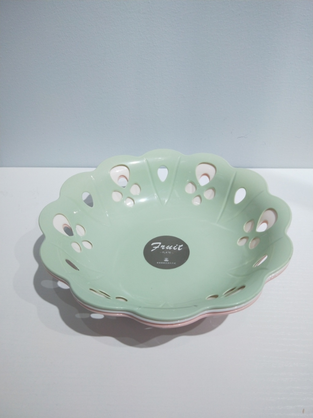 F02-913 Fashion Simple Household Fruit Dish Coffee Table Top Dried Fruit Snack Storage Tray Hollow Water Fruit Dish F02-913 Fashion Simple Household Fruit Dish Coffee Table Top Dried Fruit Snack Storage Tray Hollow Water Fruit Dish