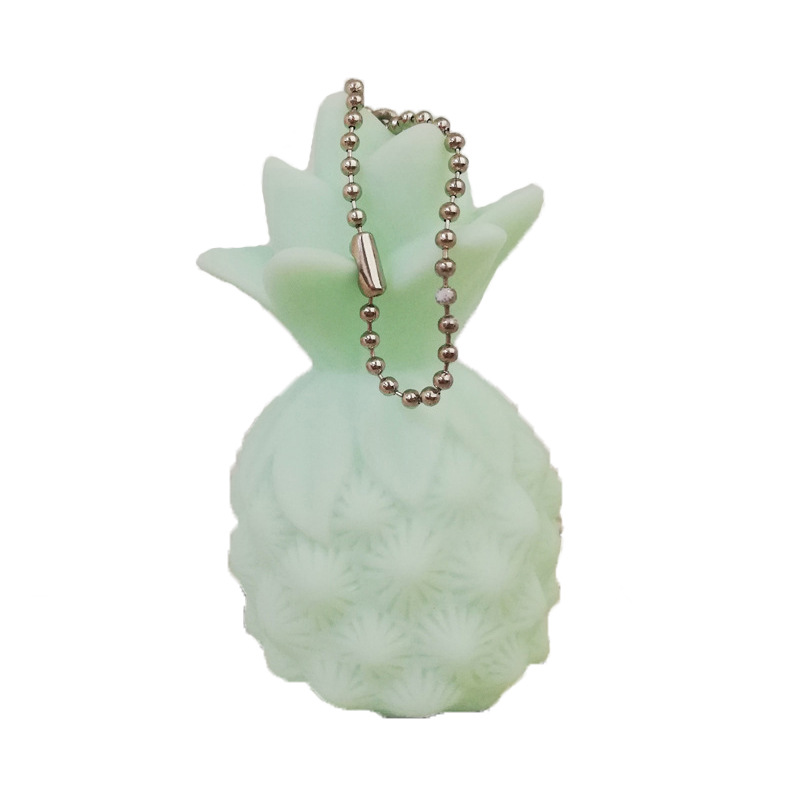 Ins creative gift pineapple key chain shining bag accessories hang plastic waterproof crafts wholesale