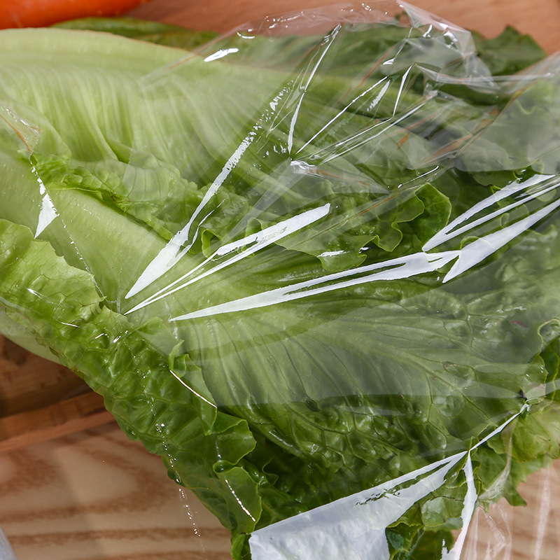Factory Direct Sales Household Food Plastic Wrap Economical Pack Large Roll Kitchen PE Disposable Plastic Wrap Wholesale