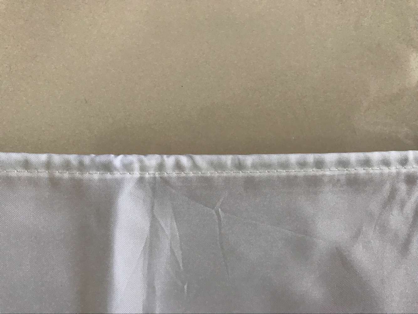 Wolf Polyester bath curtain with classic design is waterproof, thickened and mildew proof, and can be customized with copper buckle Wolf Polyester bath curtain with classic design is waterproof, thickened and mildew proof, and can be customized with copper buckle
