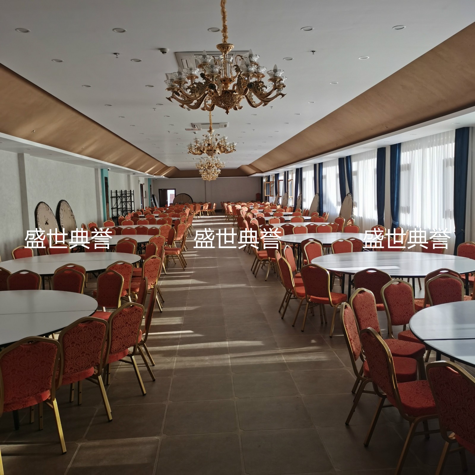 Folding Steel Chair Hotel Wedding Banquet Table and Chair Conference Chair Banquet Chair Wedding Dining Chair