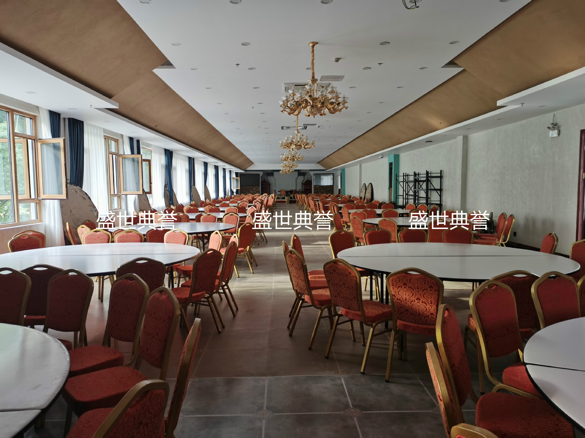 Folding Steel Chair Hotel Wedding Banquet Table and Chair Conference Chair Banquet Chair Wedding Dining Chair
