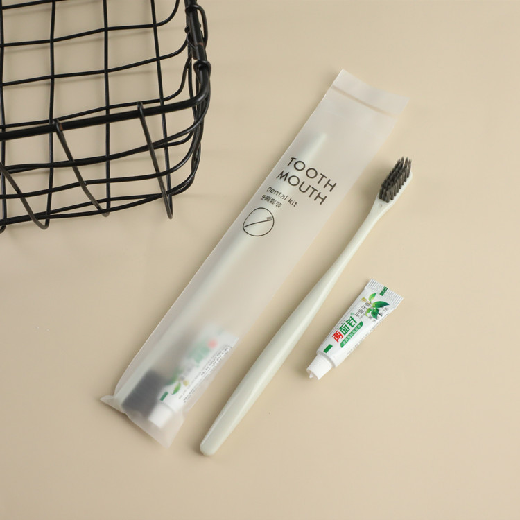 Hotel Disposable Toothbrush Toothpaste Two-in-One Hotel Guest Room Comb Slippers B &amp; B Toiletry Set Wholesale