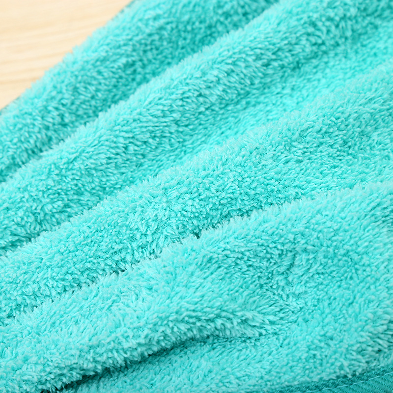 Polka dot cartoon hook towel towel super absorbent do not lose hair coral plush towel manufacturer direct sale
