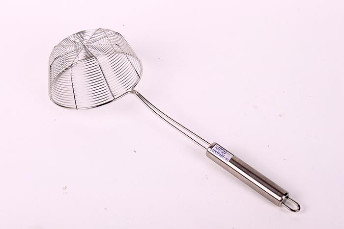Stainless steel scoop scoop colander Shao Shao noodle Lo Mein, fried fish, water strainer spoon of spicy hot line Stainless steel scoop scoop colander Shao Shao noodle Lo Mein, fried fish, water strainer spoon of spicy hot line