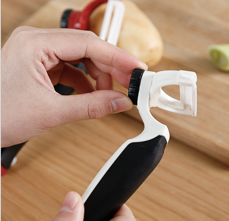 Multi-function 180-degree rotating knife head peeler fruit apple peeler melon fruit potato paring knife Multi-function 180-degree rotating knife head peeler fruit apple peeler melon fruit potato paring knife